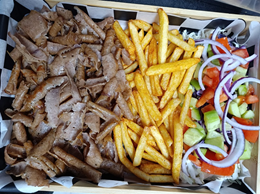 KEBAB NA TALERZU
